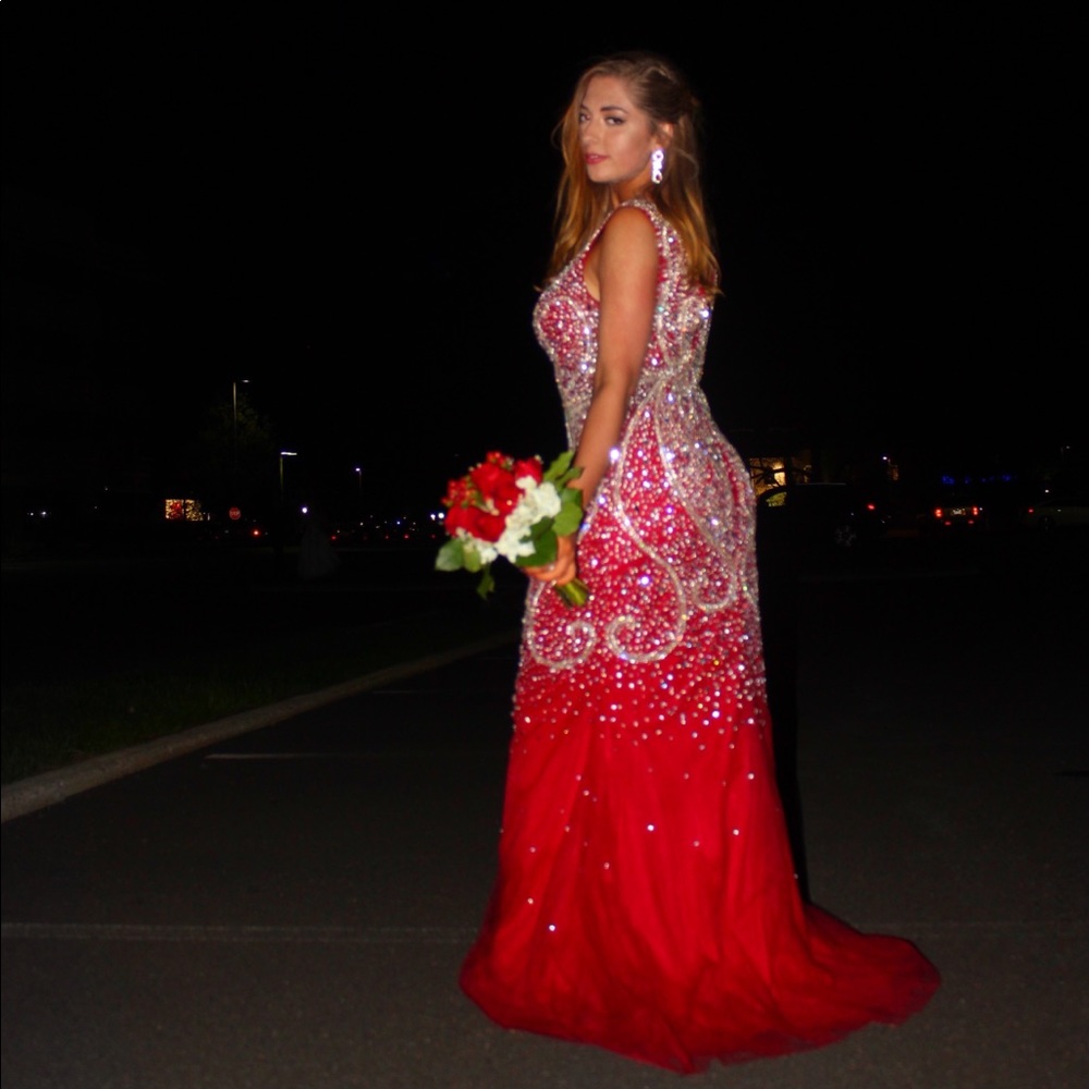 Stylish Red Mermiad Beaded Prom Dress Elegant Party Evening Gown cc1705